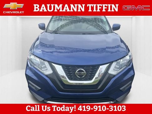 Used 2020 Nissan Rogue SV AWD/4WD image 2