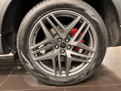 New 2026 Ford Explorer ST-Line image 7