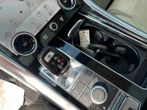 Used 2019 Land Rover Range Rover Sport HSE Dynamic image 35
