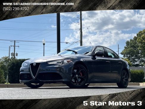 Used 2017 Alfa Romeo Giulia Ti w/ TI 19" Sport Package AWD/4WD image 1