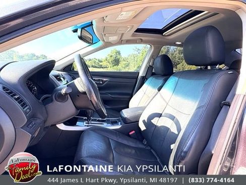 Used 2013 Nissan Altima 2.5 SL w/ Technology Pkg FWD image 9