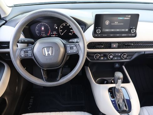 Used 2023 Honda HR-V LX image 17