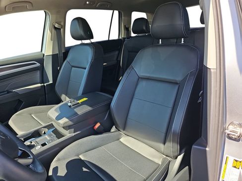 Used 2023 Volkswagen Atlas SE w/ Panoramic Sunroof Package FWD image 15