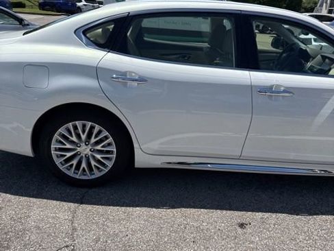 Used 2015 INFINITI Q70 L 3.7 RWD image 5