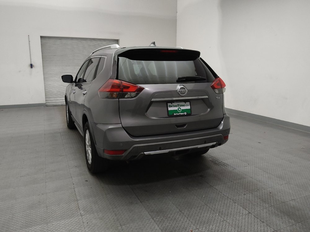 Used 2019 Nissan Rogue SV FWD image 6