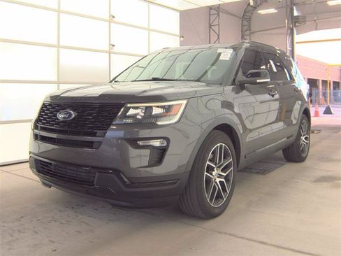 Used 2019 Ford Explorer Sport w/ Ford Safe & Smart Package AWD/4WD image 19