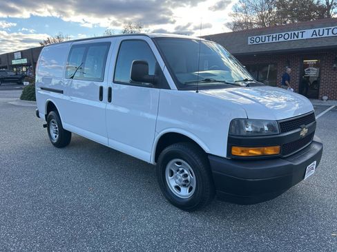 Used 2019 Chevrolet Express 2500 w/ Driver Convenience Package image 5