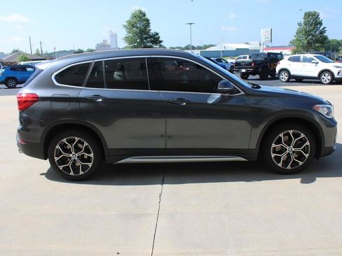 Used 2021 BMW X1 xDrive28i w/ Convenience Package AWD/4WD image 4