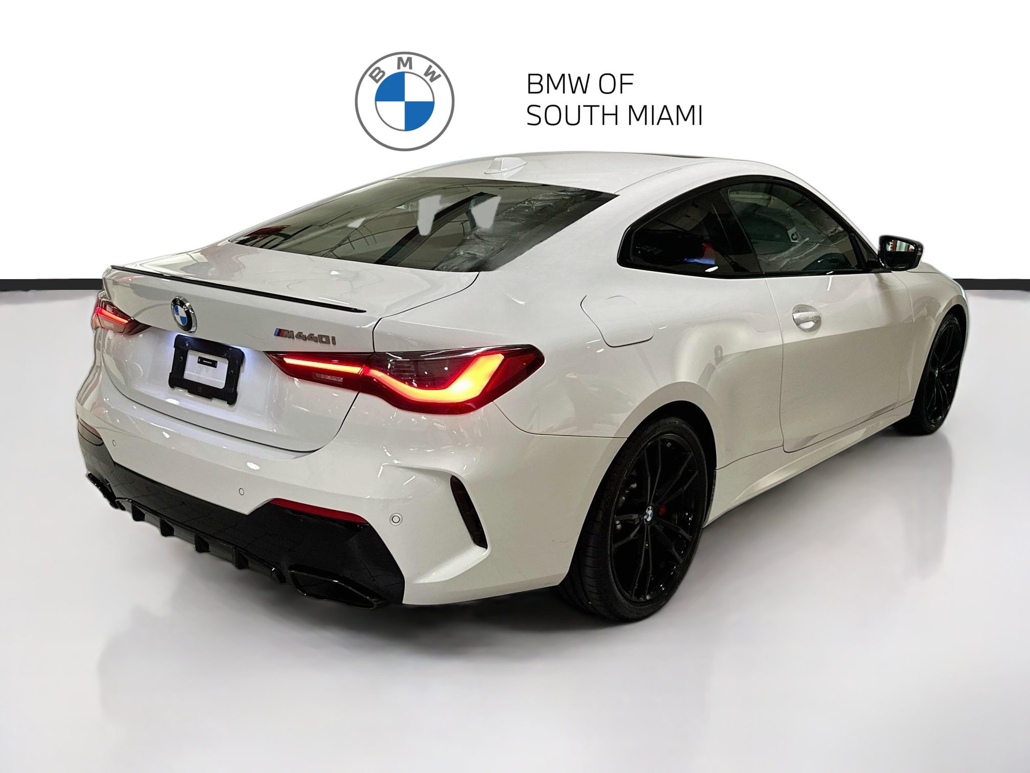 Used 2024 BMW M440i Coupe w/ Premium Package RWD image 7