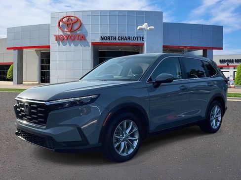 Used 2025 Honda CR-V EX image 4
