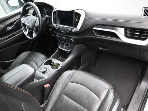 Used 2020 GMC Terrain SLT image 40