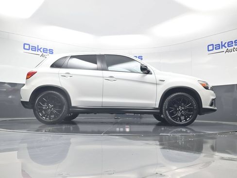 Used 2019 Mitsubishi Outlander Sport LE AWD/4WD image 42