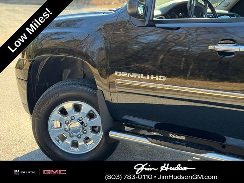 Used 2011 GMC Sierra 3500 Denali w/ Suspension Package, Off-Road image 9