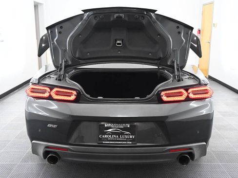 Used 2016 Chevrolet Camaro SS RWD image 39