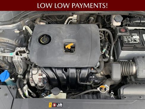 Used 2019 Hyundai Elantra SEL image 12