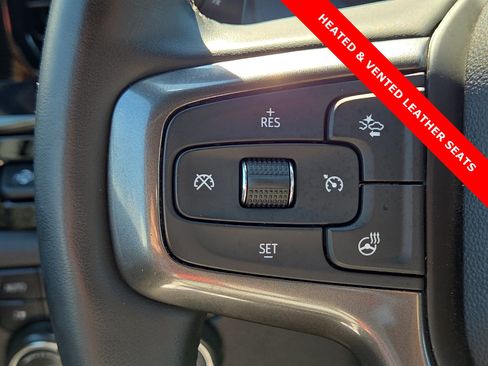 Used 2023 Chevrolet Silverado 1500 ZR2 w/ Technology Package AWD/4WD image 21