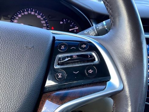Used 2016 Cadillac XTS Luxury w/ Driver Awareness Package FWD image 18