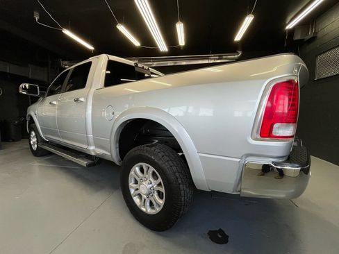 Used 2017 RAM 2500 Laramie AWD/4WD image 8