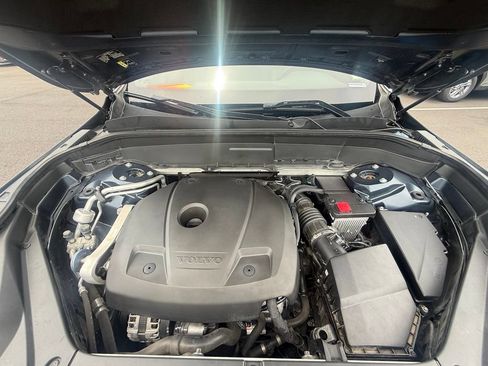 Used 2020 Volvo XC90 T6 Momentum w/ Protection Package AWD/4WD image 33