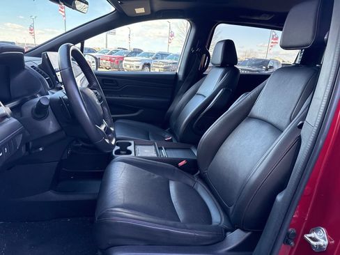 Used 2025 Honda Odyssey Sport-L image 12