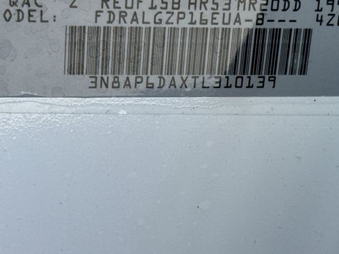 New 2026 Nissan Kicks SR image 31