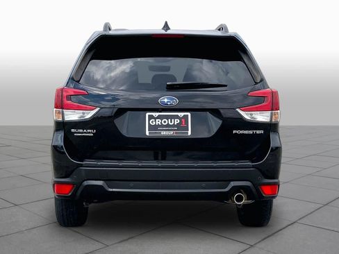 Used 2023 Subaru Forester Limited AWD/4WD image 5