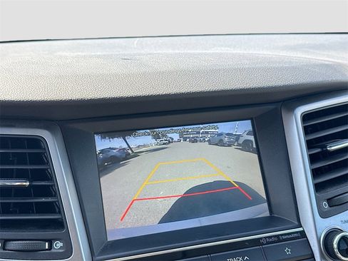 Used 2018 Hyundai Tucson SEL image 16