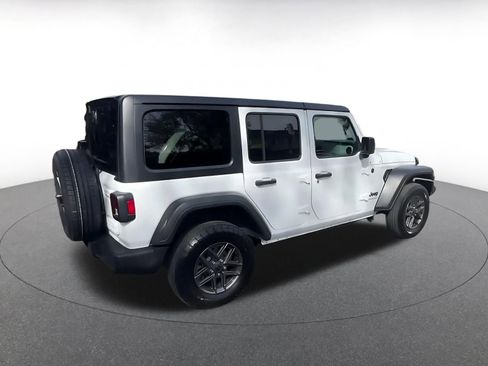 Used 2025 Jeep Wrangler Unlimited Sport AWD/4WD image 14