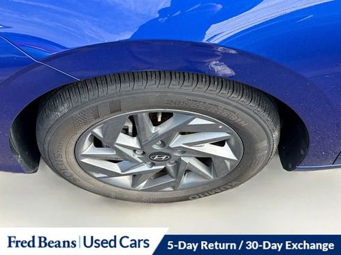 Used 2024 Hyundai Elantra SEL image 22