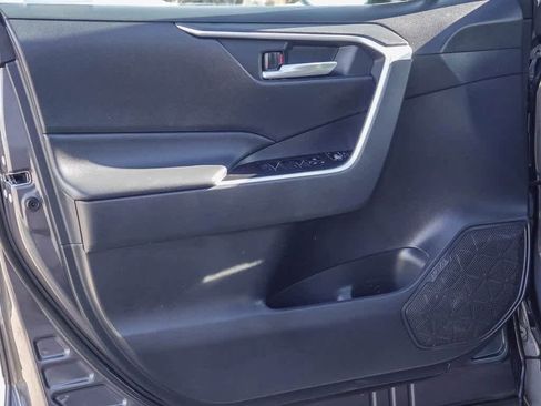 Used 2023 Toyota RAV4 XLE image 16