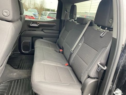 Certified 2025 Chevrolet Silverado 1500 LT AWD/4WD image 18