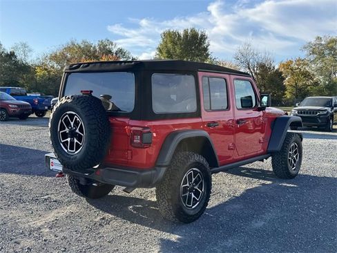 Used 2024 Jeep Wrangler Unlimited Rubicon w/ Convenience Group image 23
