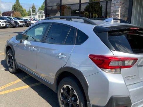 Used 2023 Subaru Crosstrek 2.0i Premium AWD/4WD image 5