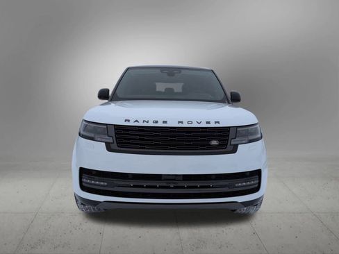 New 2026 Land Rover Range Rover Long Wheelbase SE image 9