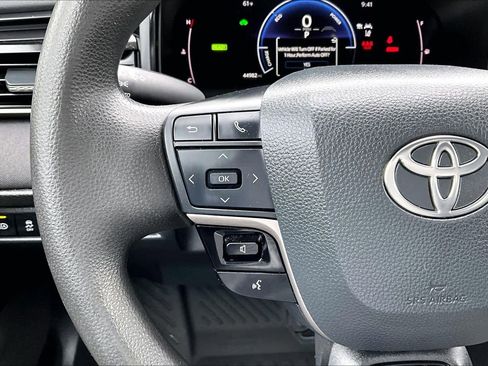 Certified 2025 Toyota Camry LE image 23