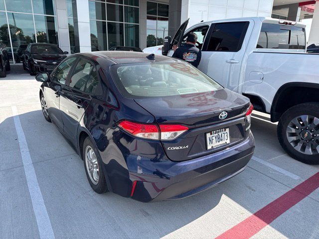 Used 2021 Toyota Corolla LE w/ Carpet Mat Package (TMS) FWD image 6