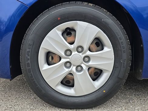 Used 2017 Kia Forte LX w/ LX Popular Package image 43