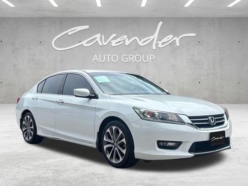 Used 2014 Honda Accord Sport image 2