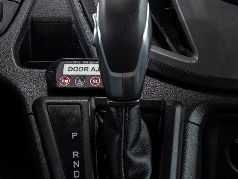 Used 2018 Ford Transit 350 XL image 22