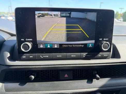 Used 2025 Honda CR-V EX image 18