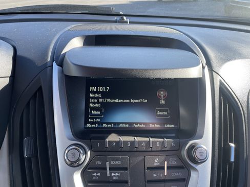 Used 2017 Chevrolet Equinox Premier w/ Enhanced Convenience Package image 18