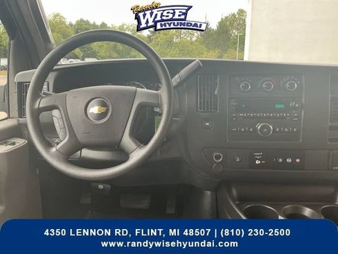 Used 2017 Chevrolet Express 3500 LT w/ LT Preferred Equipment Group RWD image 17