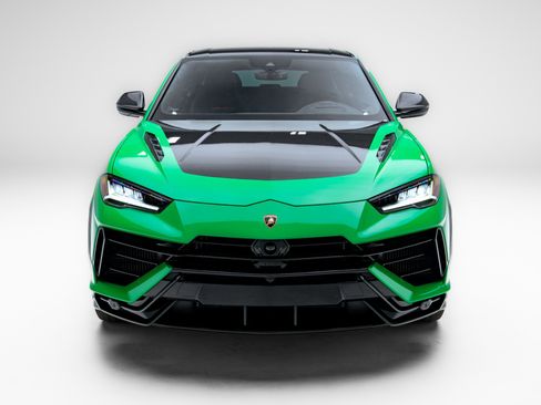 Used 2023 Lamborghini Urus Performante AWD/4WD image 8