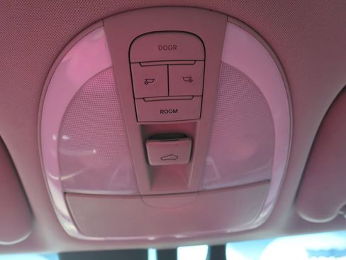 Used 2012 Hyundai Genesis 5.0 image 15