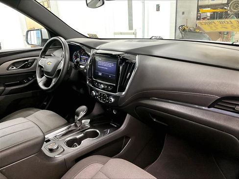 Used 2023 Chevrolet Traverse LT AWD/4WD image 14
