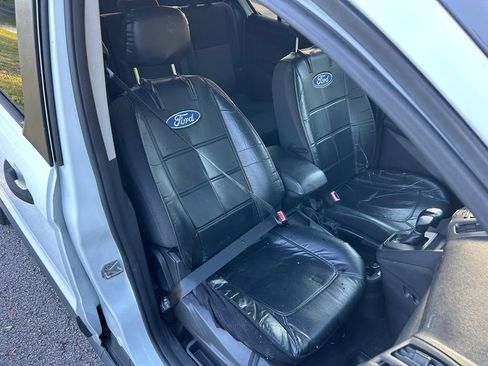 Used 2018 Ford Transit Connect XL FWD image 17