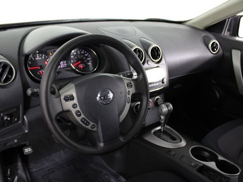 Used 2013 Nissan Rogue SV image 17