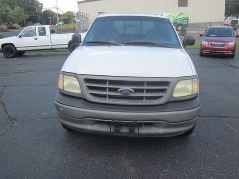 Used 2002 Ford F150 XL RWD image 3