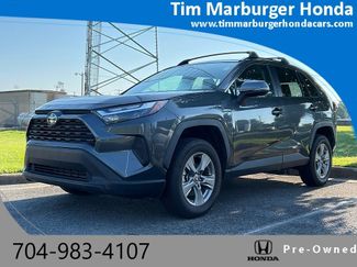 Used 2022 Toyota RAV4 XLE image 1