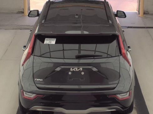 Certified 2023 Kia Niro Wave FWD image 6
